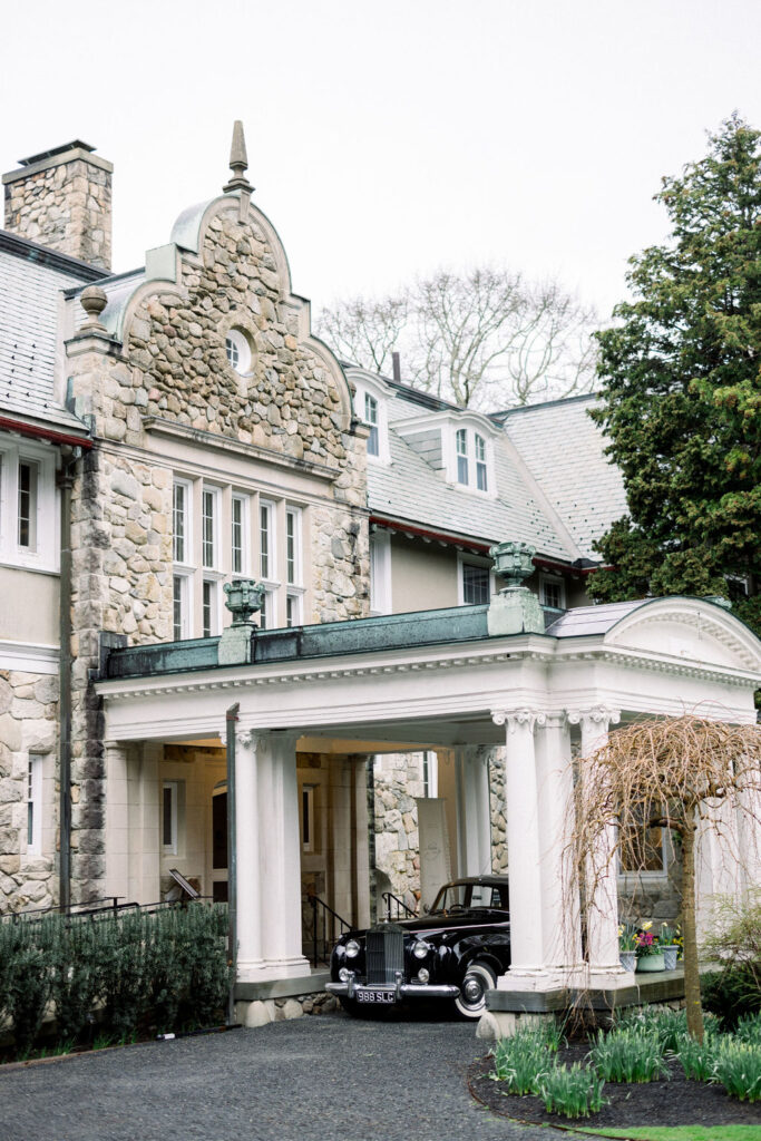 Blithewold Mansion Wedding | Newport RI Wedding Photographer Brianna Graca Weddings | Fine Art Editorial Imagery at Coastal Mansion Wedding Venues 