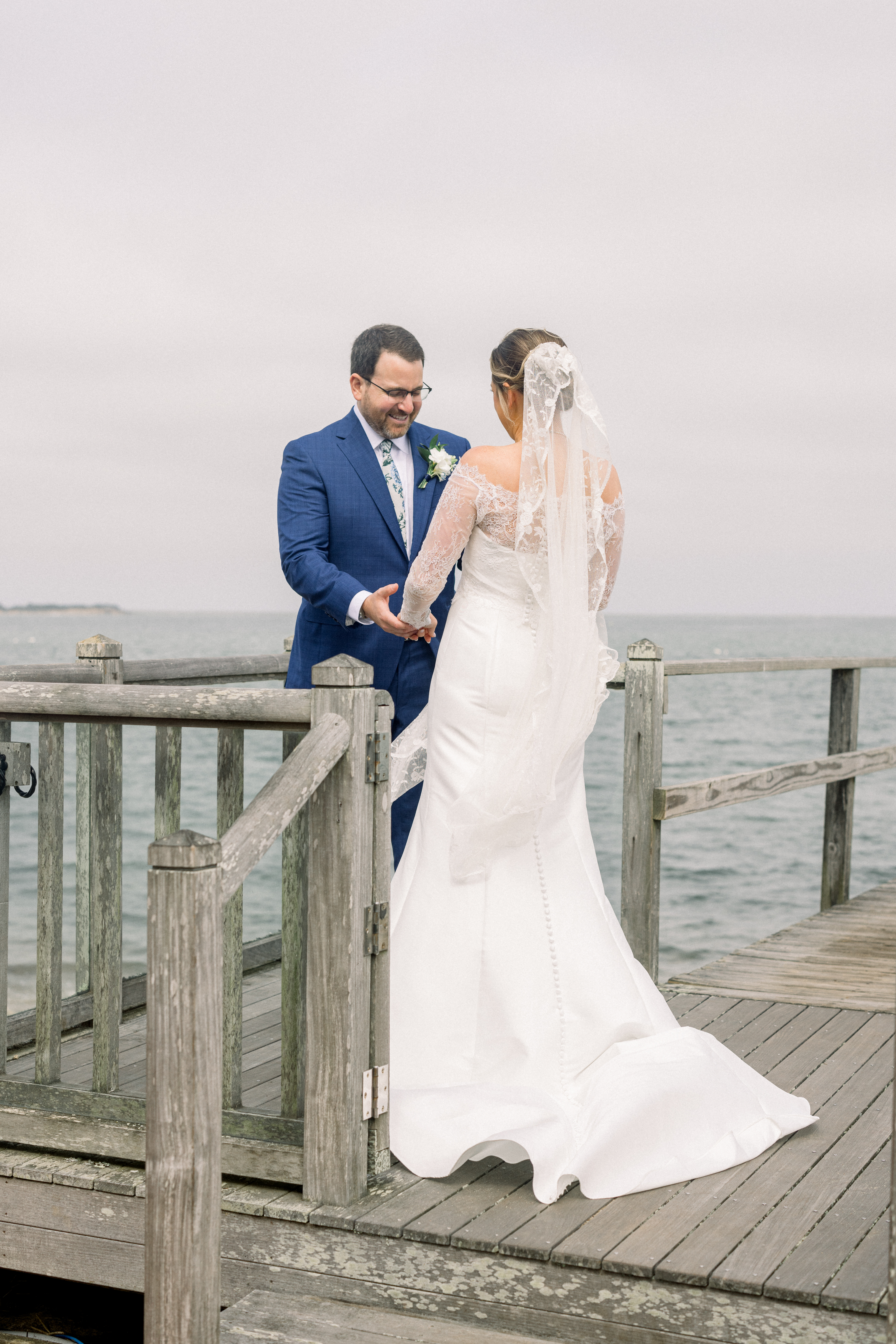 newport ri wedding photographer first look benefits